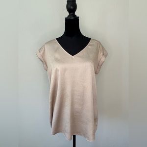 Express Gold blouse size medium 100% polyester